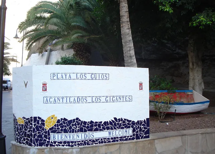 Nicole Gigantes By Estrella Del Norte Puerto de Santiago (Tenerife)