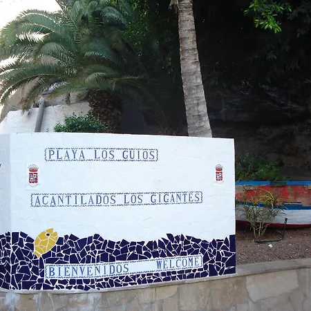 Nicole Gigantes By Estrella Del Norte 푸에르토 데 산티아고